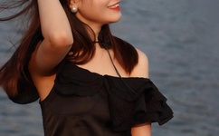 情侣做扑克运动